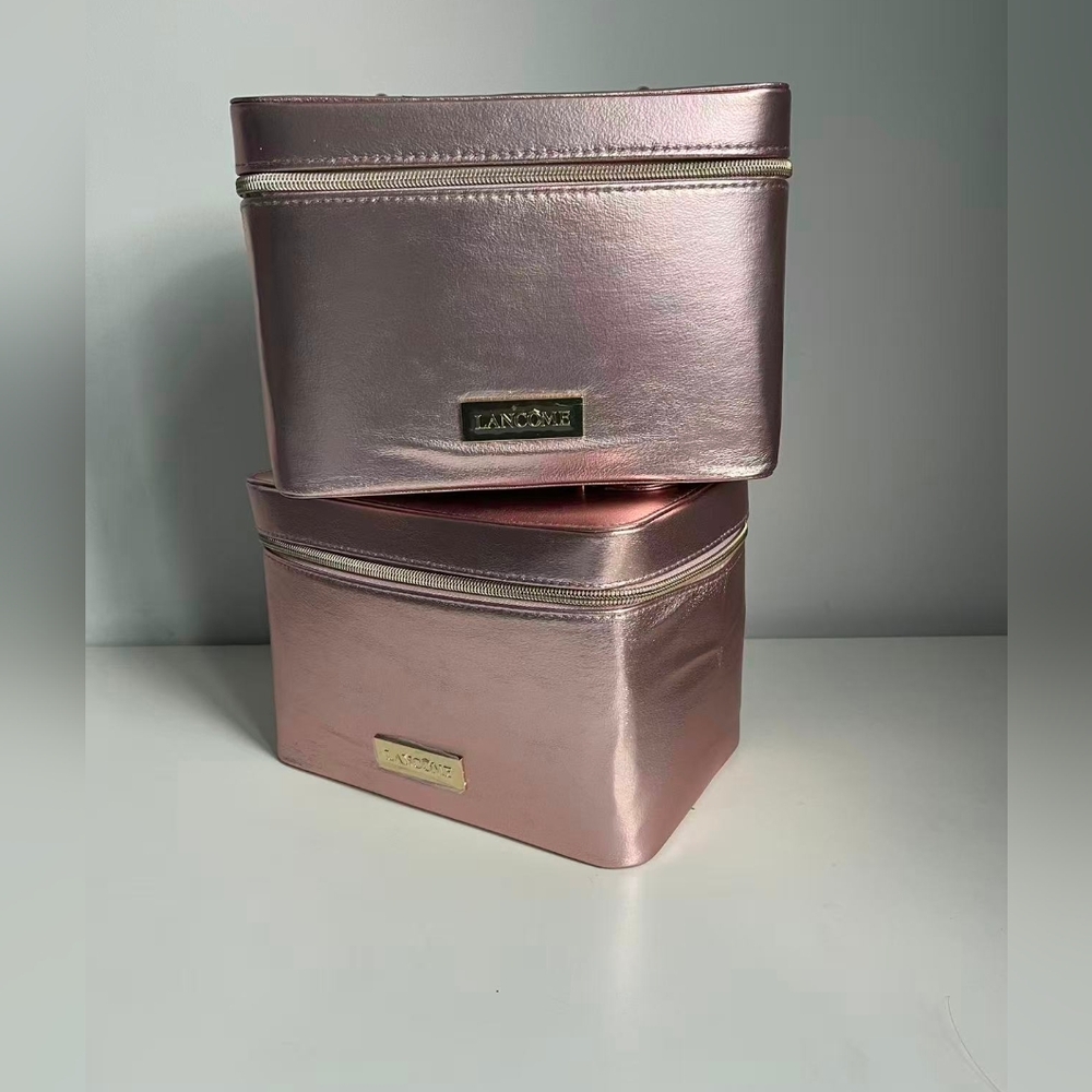 2/10$Lancôme  Cosmetic Makeup case